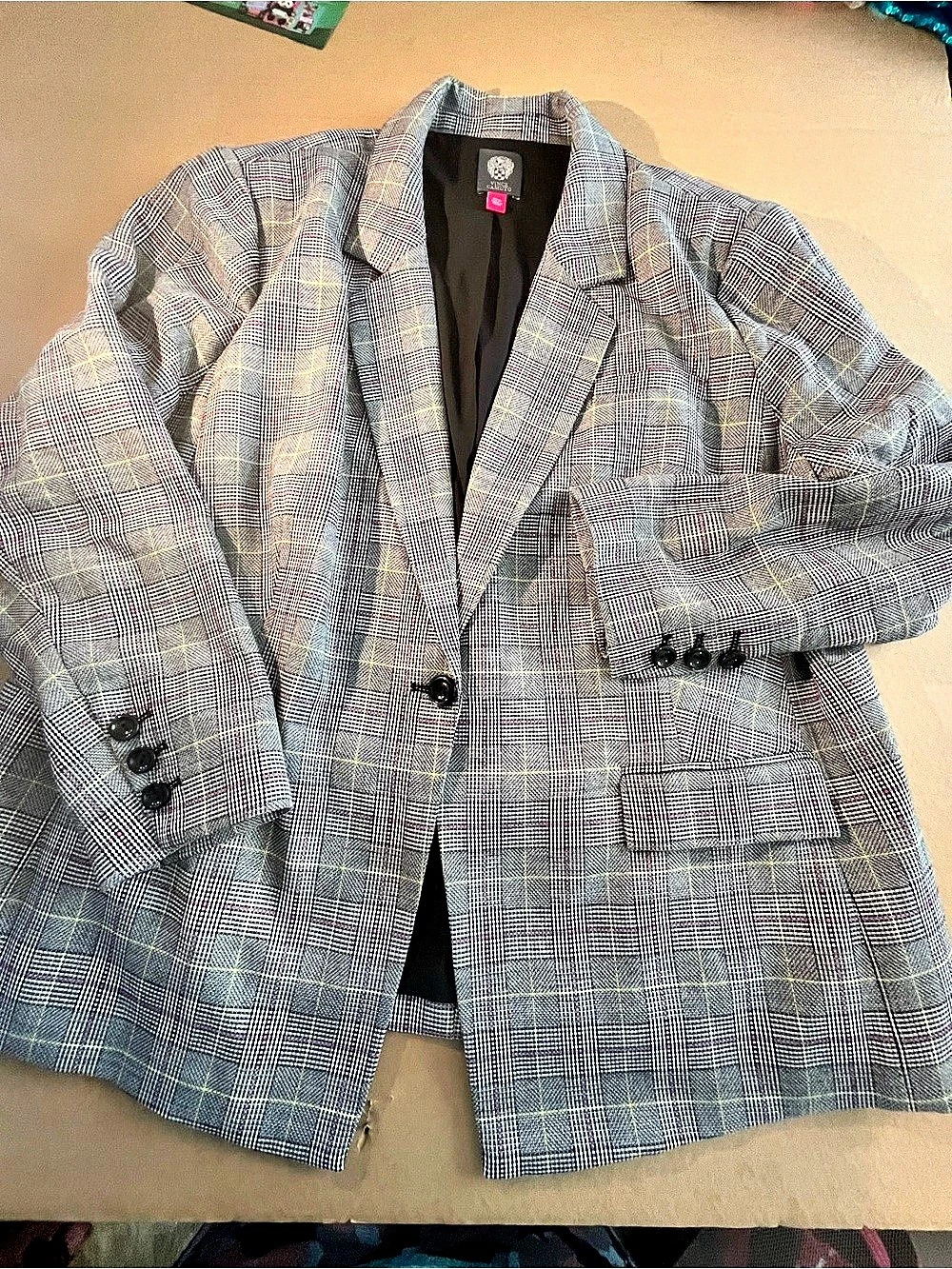 Vince Camuto Women's Plaid Blazer Gray Black Size 22W Like New